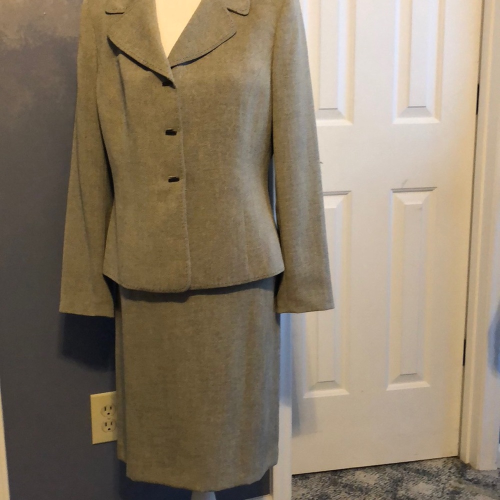 Le Suit EUC vintage Two piece suit